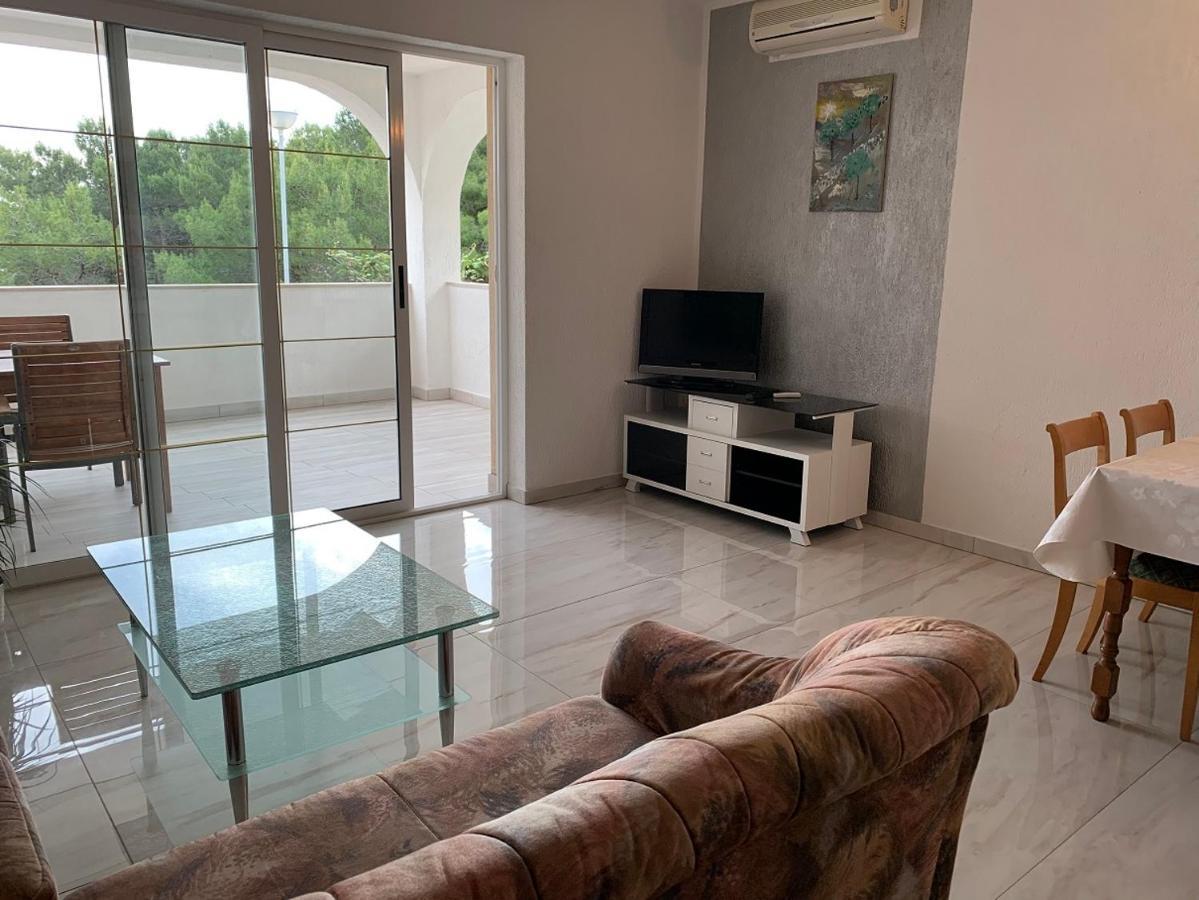 Apartman Kartec Krk Town Luaran gambar