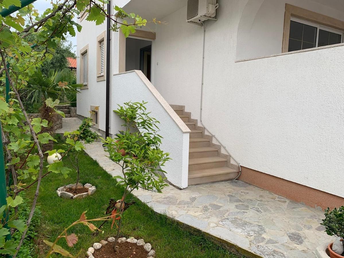 Apartman Kartec Krk Town Luaran gambar