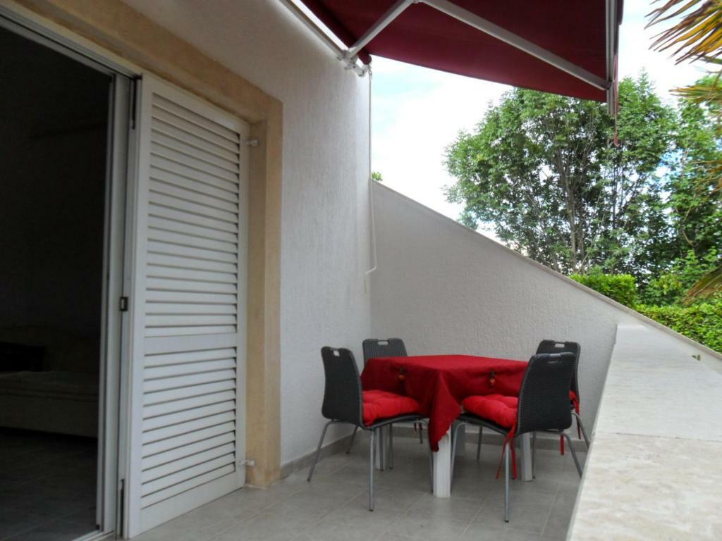 Apartman Kartec Krk Town Luaran gambar